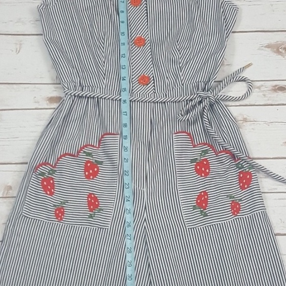 Unique-vintage strawberry romper - Picture 5 of 7